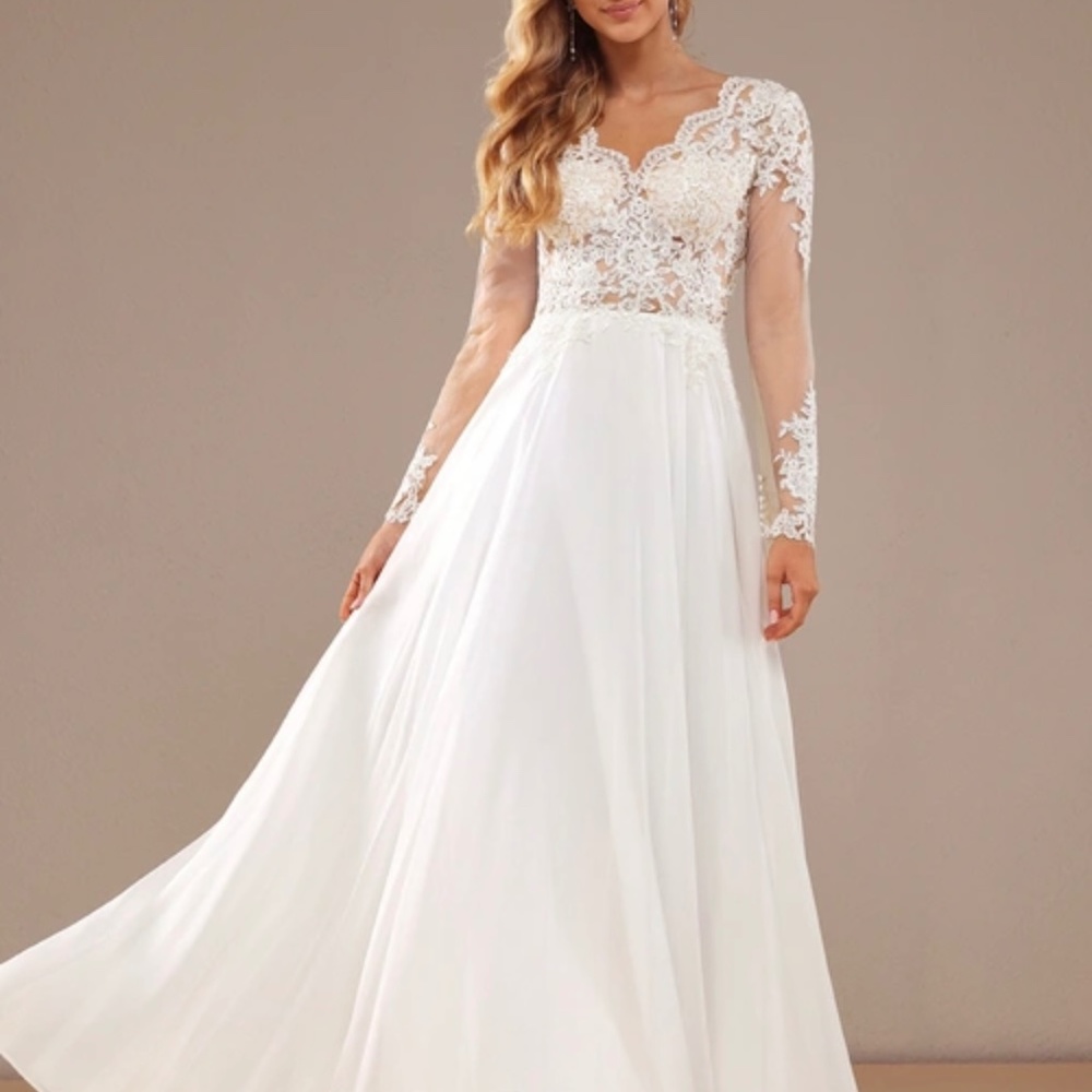 Brand new wedding dress size 12